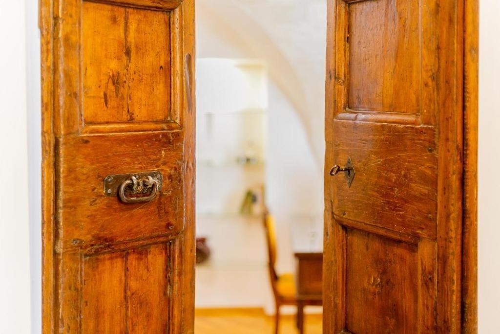 הוילה Palazzo Di Citta בארי מראה חיצוני תמונה